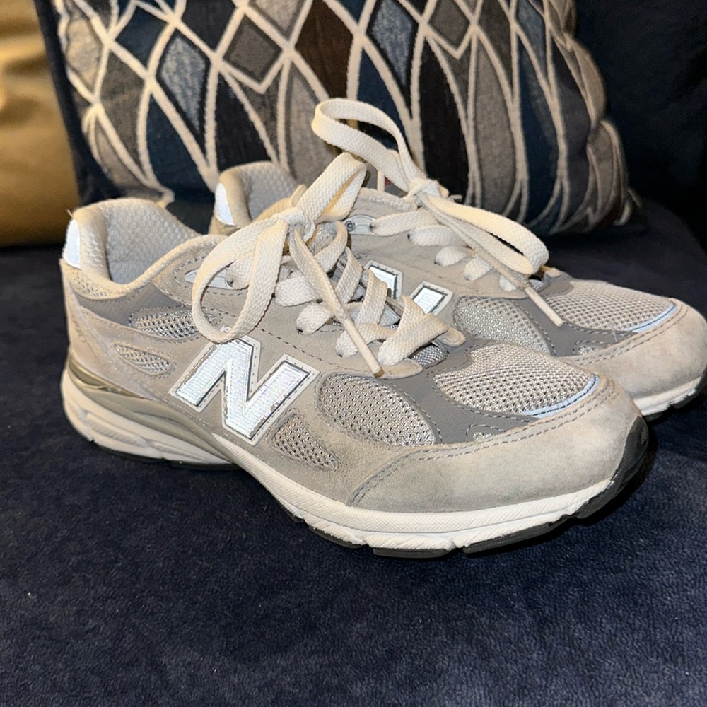 New Balance 990